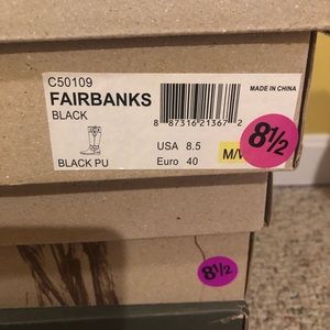 Boc/Born Fairbanks knee high boots